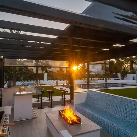 Villa House Chapas Playa Marbella