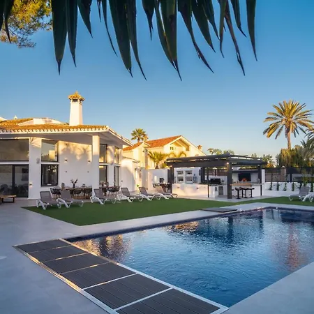 House Chapas Playa Villa Marbella